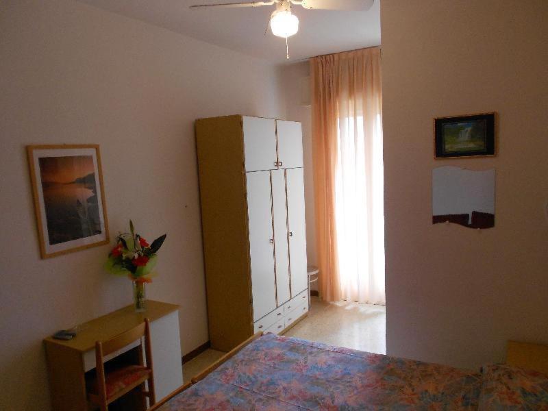 Hotel Vevey Rimini Rum bild