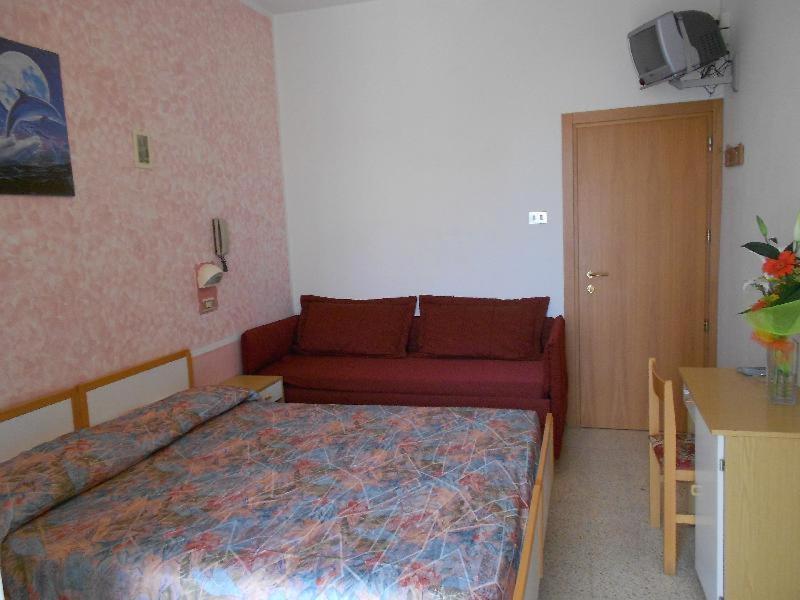 Hotel Vevey Rimini Rum bild